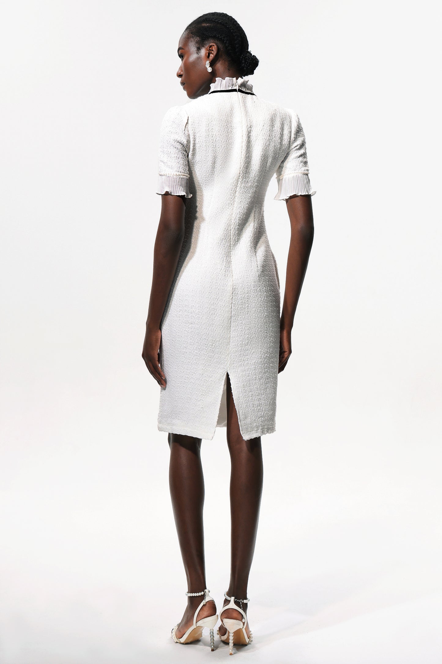 Elegant Tweed Midi Dress with Bow Tie Detail