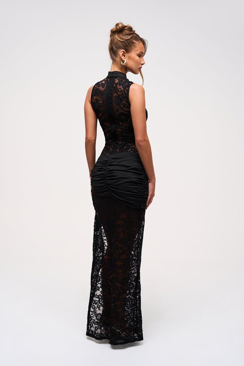 Enchanting Lace Maxi Dress