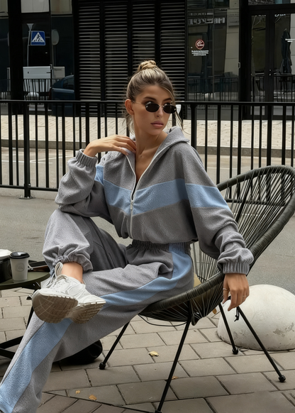 Street Style Color Block Tracksuit Set for Women (Zip Jacket + Jogger Pants)