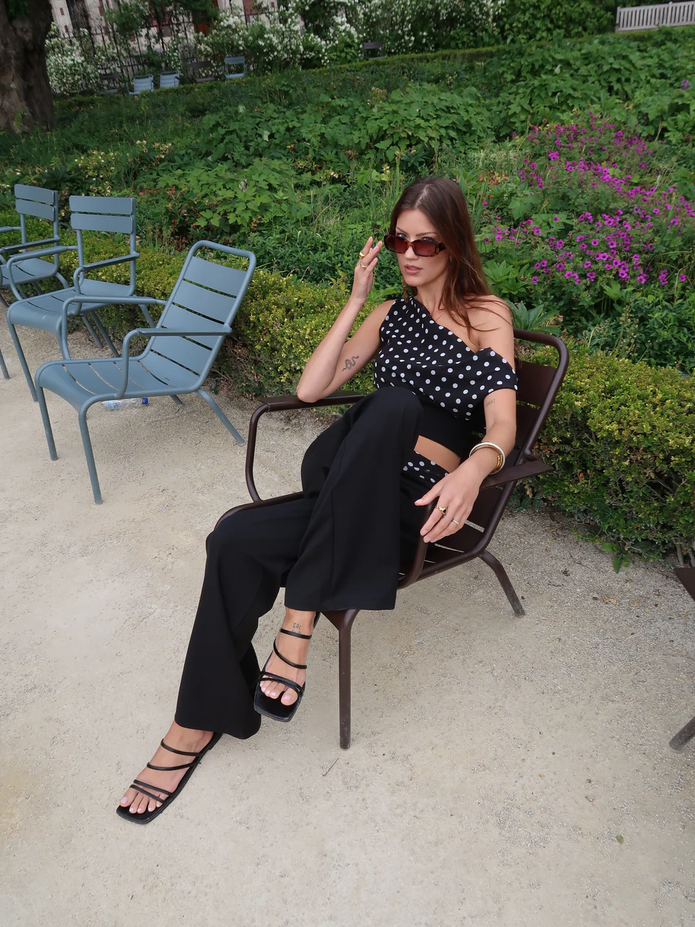 One-shoulder wide-leg pants polka dot set