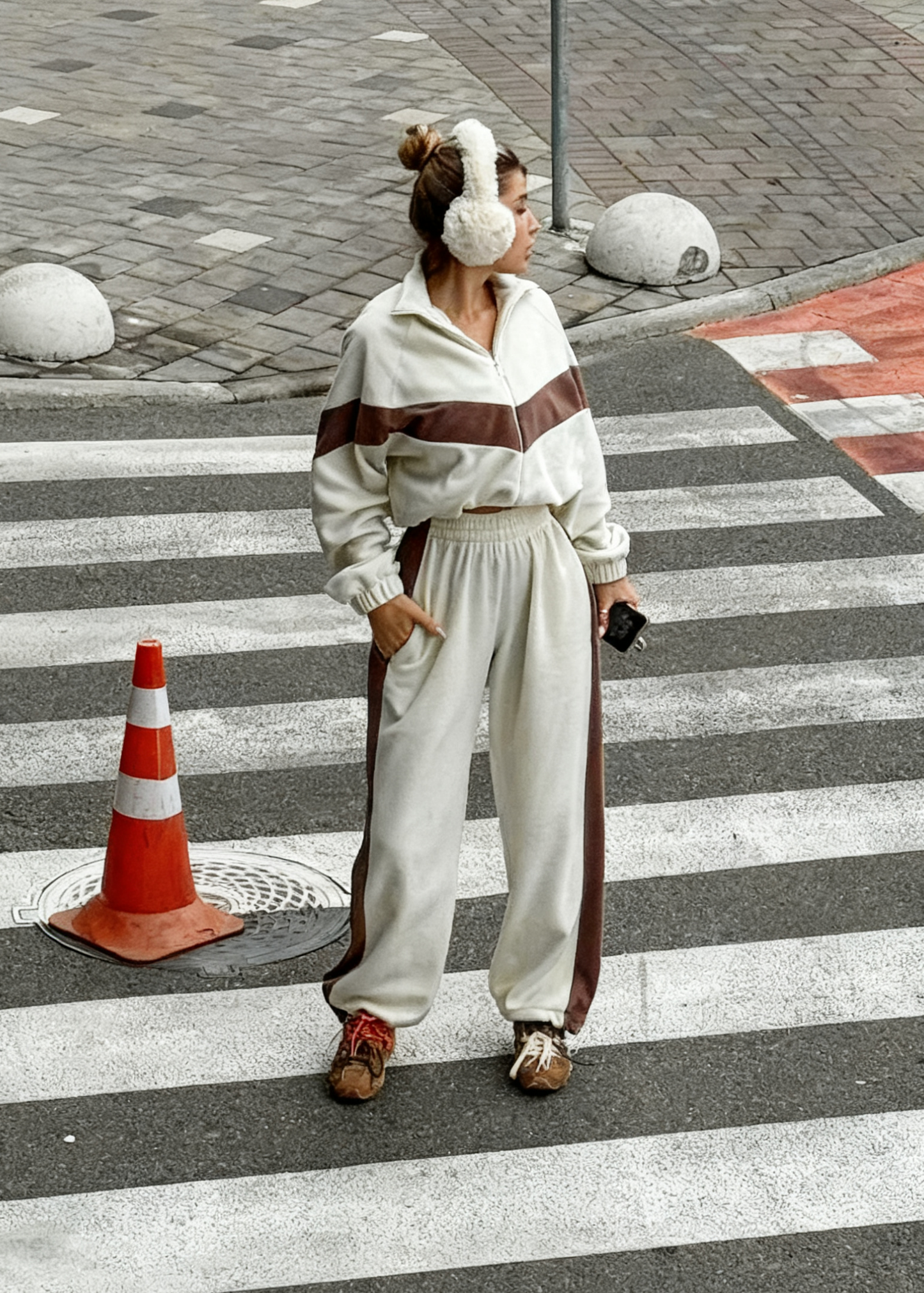 Street Style Color Block Tracksuit Set for Women (Zip Jacket + Jogger Pants)