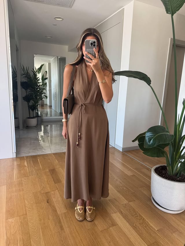 Neckline Waist Dress