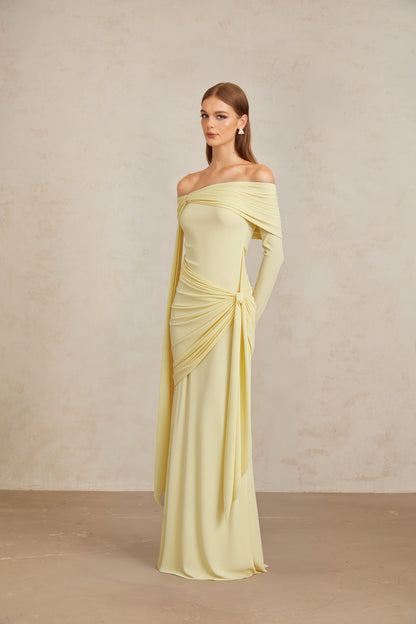 Elegant Off-Shoulder Slim-Fit Ruched Maxi Dress