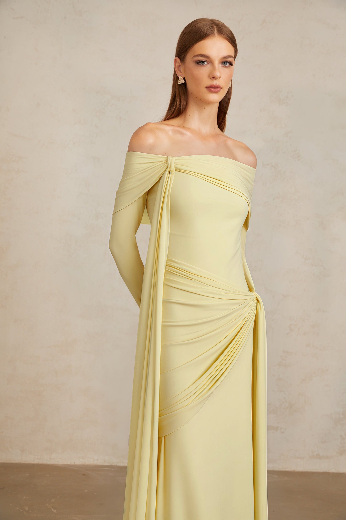 Elegant Off-Shoulder Slim-Fit Ruched Maxi Dress