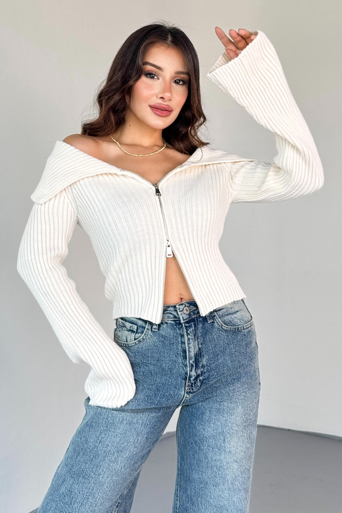 Design-Forward Double-Zip Ribbed Knit Cardigan