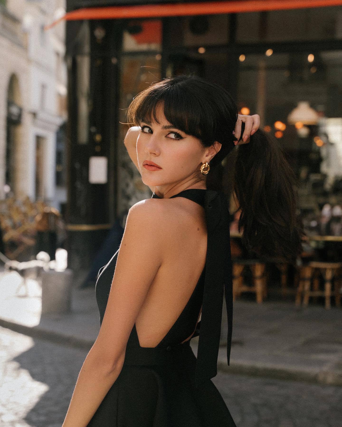 Elegant Black Halter Swing Dress