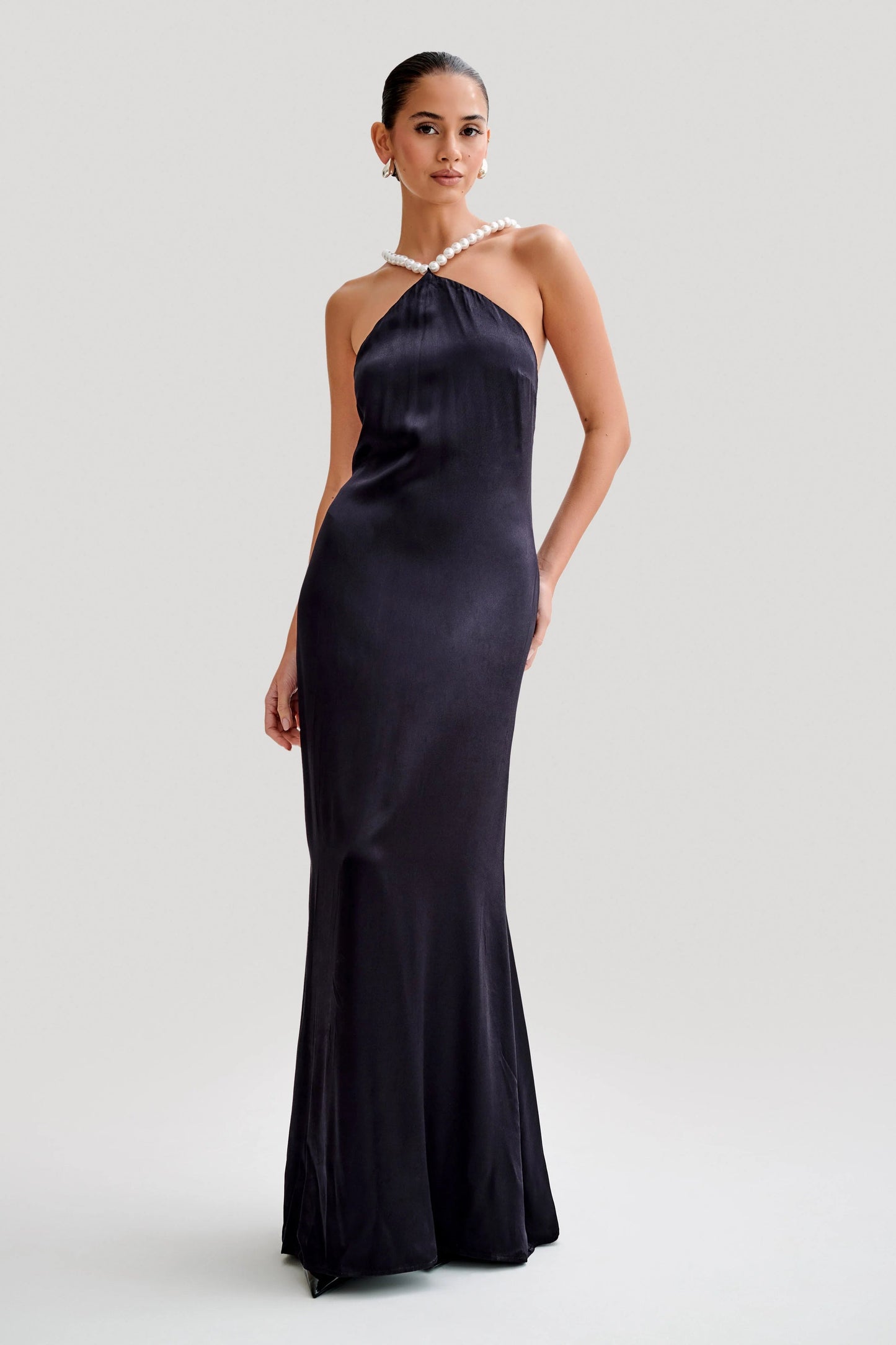 Elegant Pearl Backless Dress
